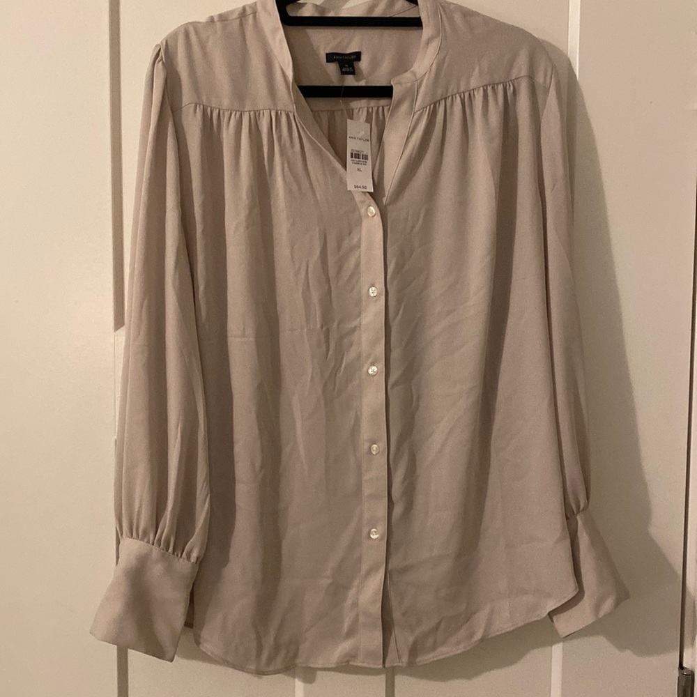 NWT Ann Taylor blouse